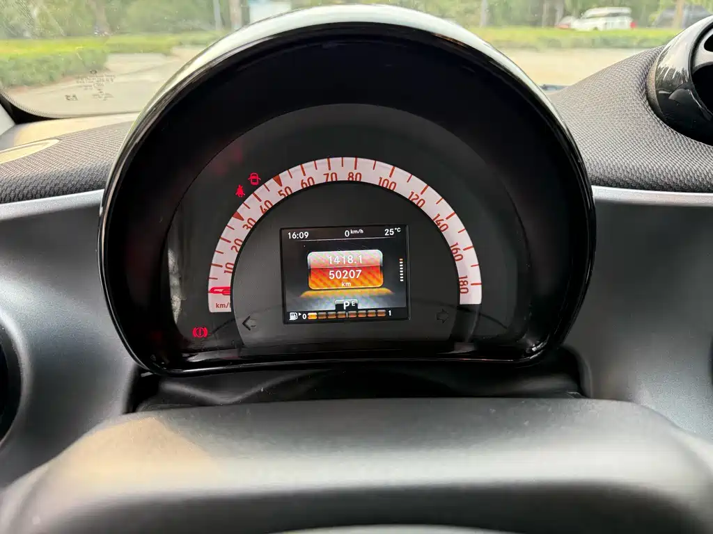 smart Smart Fortwo — миниатюра 9