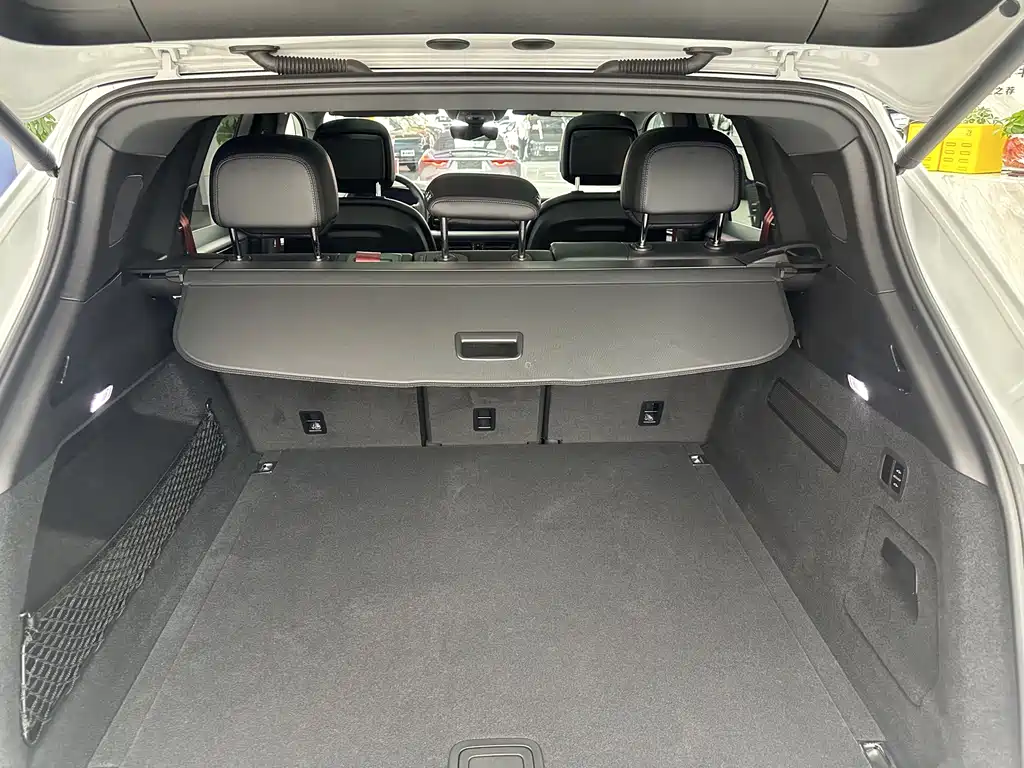 Porsche Cayenne — миниатюра 20