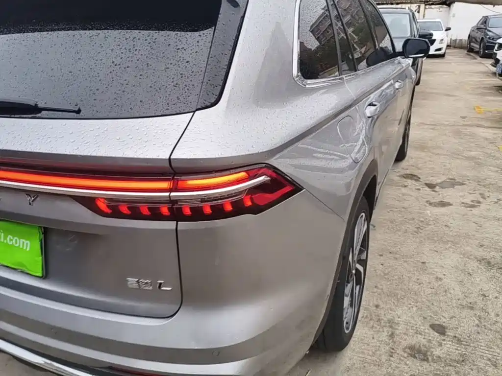 Geely Xingyue L — миниатюра 8