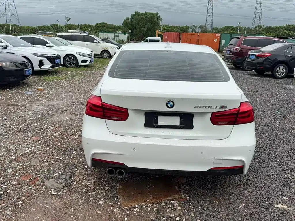 BMW 3 Series — миниатюра 7
