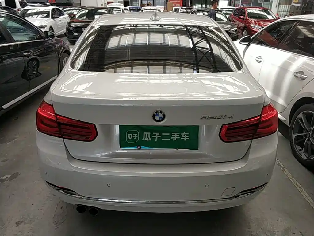 BMW 3 Series — миниатюра 6