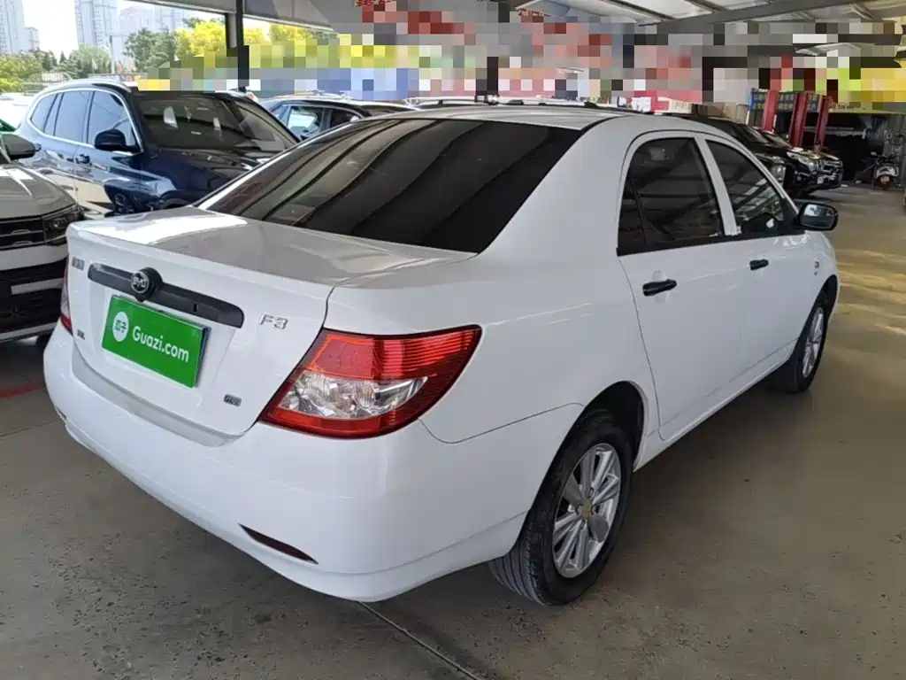 BYD F3 — миниатюра 7