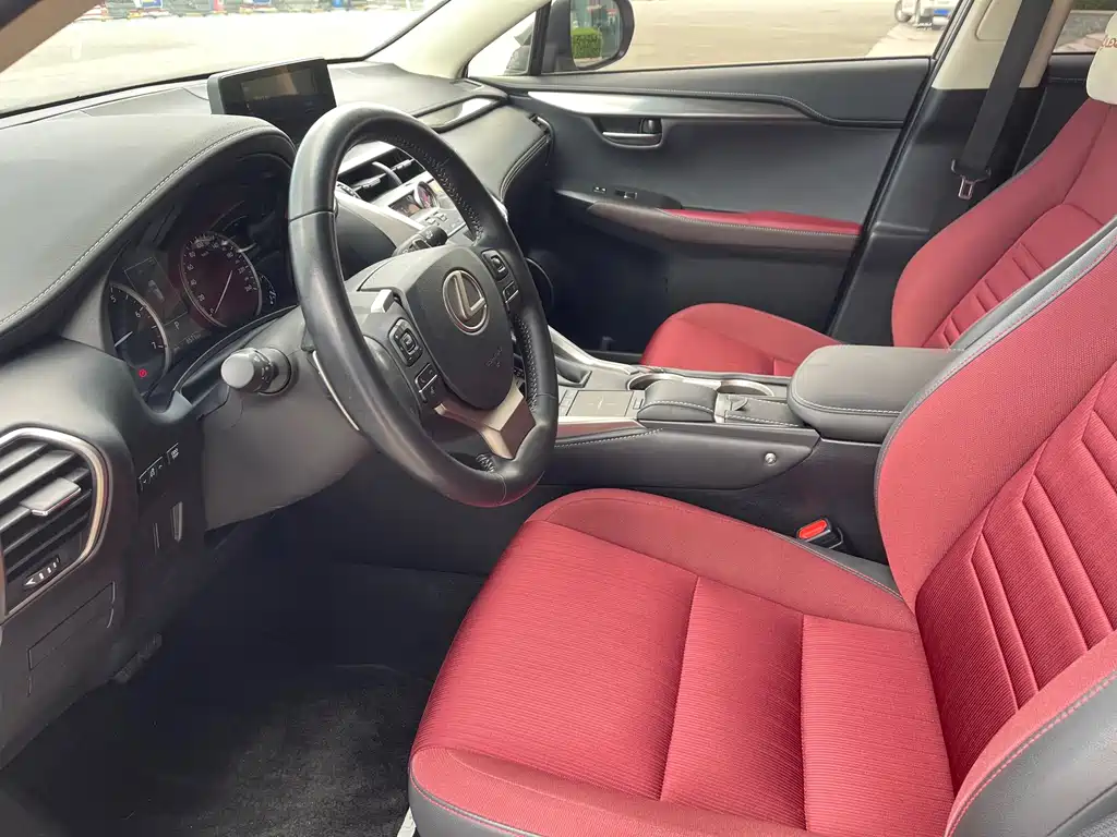 Lexus NX — миниатюра 3