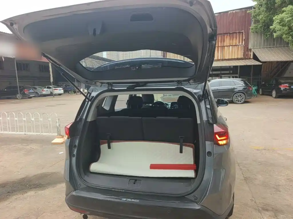 Chevrolet Volando — миниатюра 19