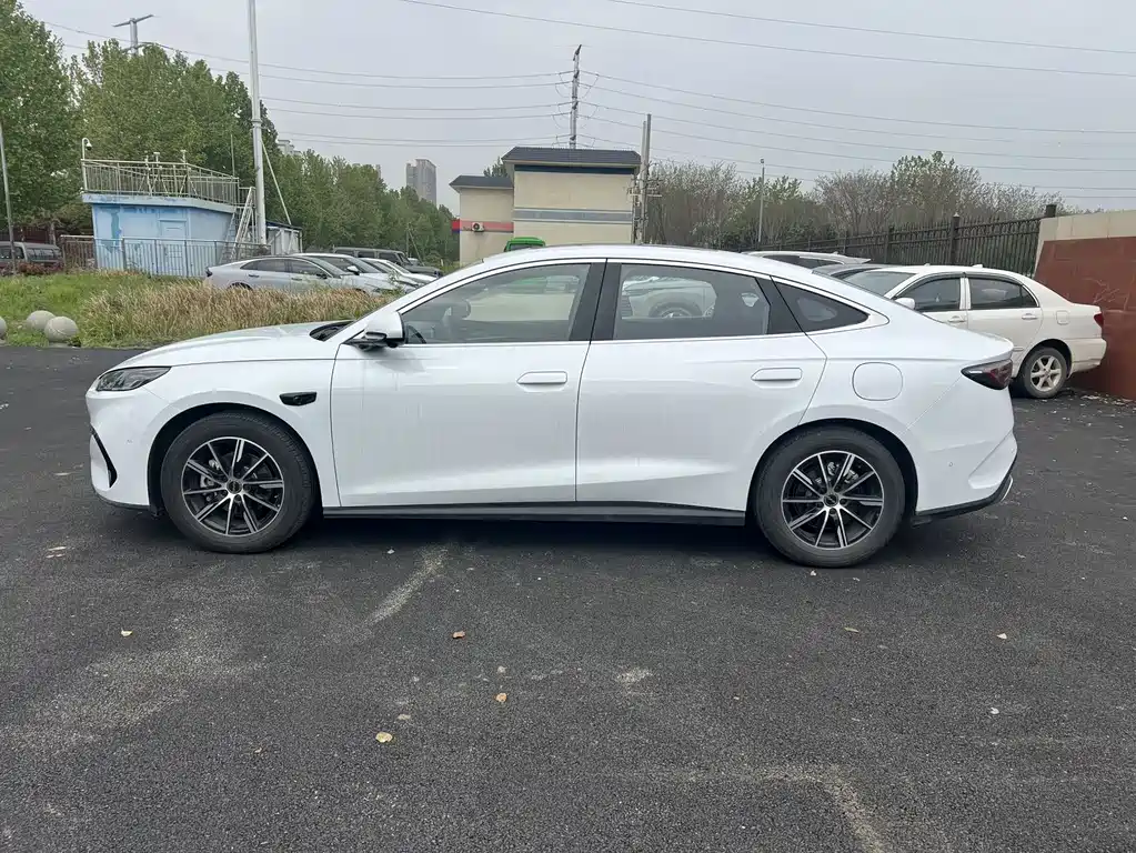 BYD Seal 06 06 2025 DM-i Smart Drive 120KM Premium