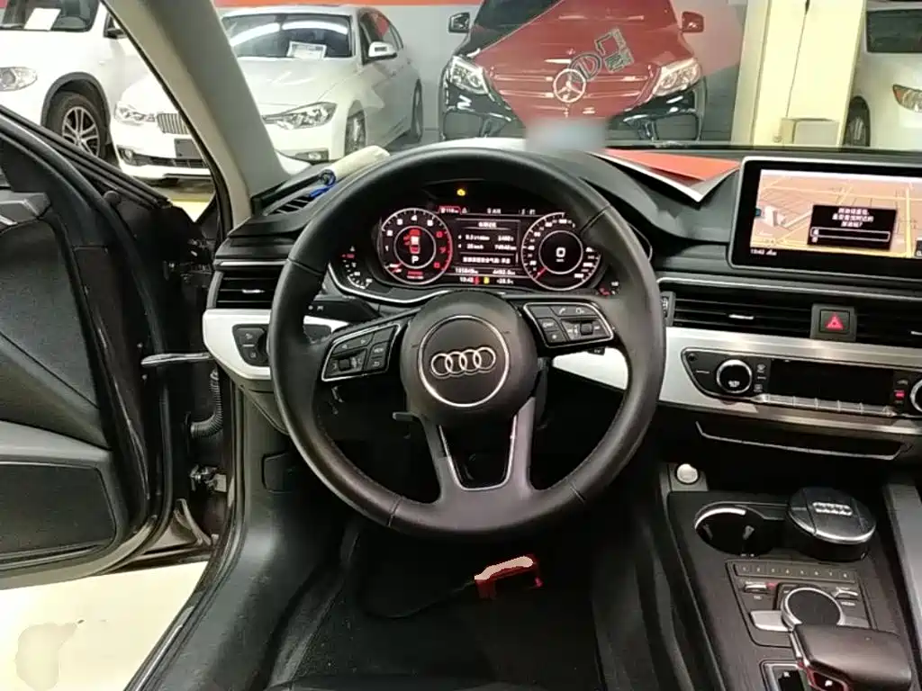 Audi A4L — миниатюра 11