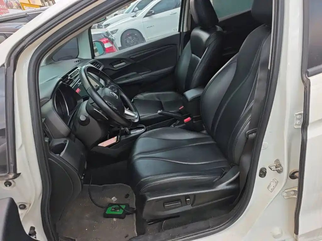 Honda Fit — миниатюра 15