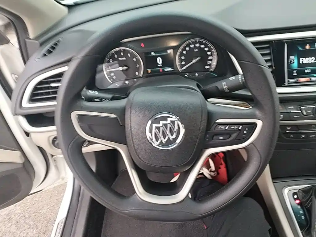 Buick Excelle — миниатюра 11