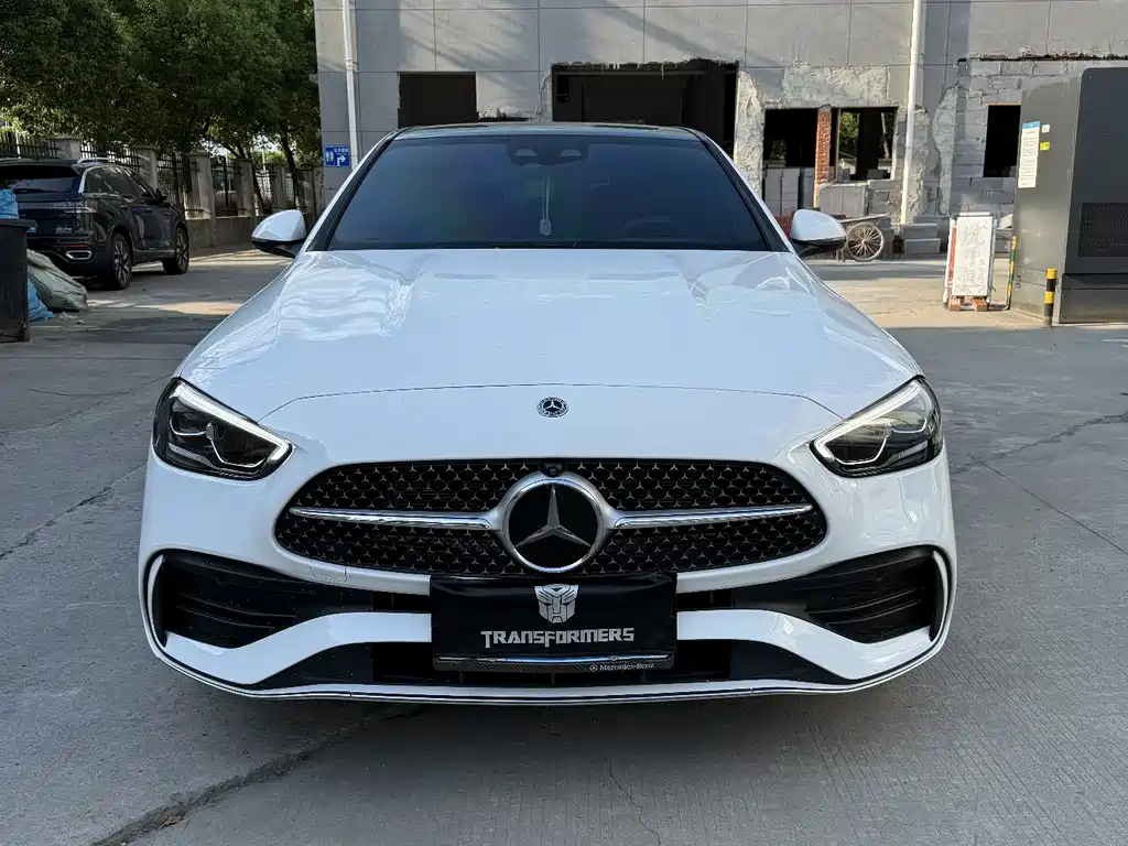 Mercedes-Benz C-Class — миниатюра 2