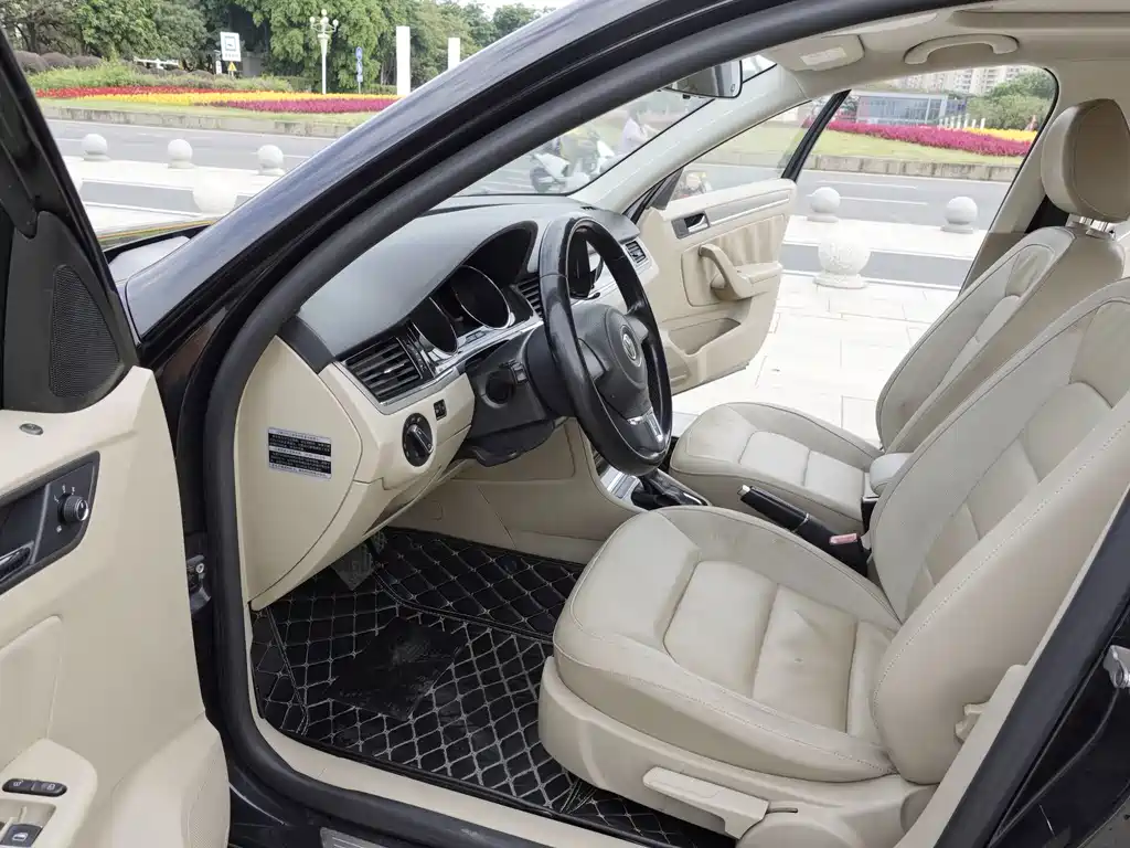 Volkswagen Bora — миниатюра 11
