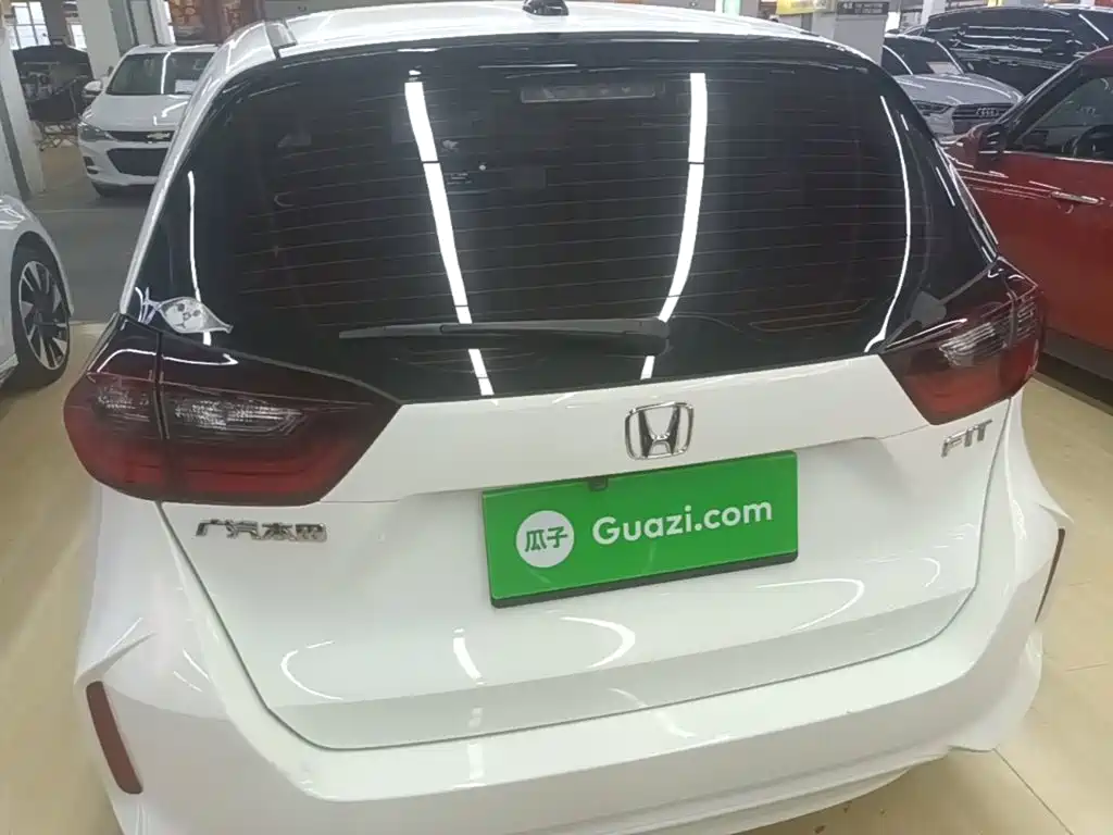 Honda Fit — миниатюра 6