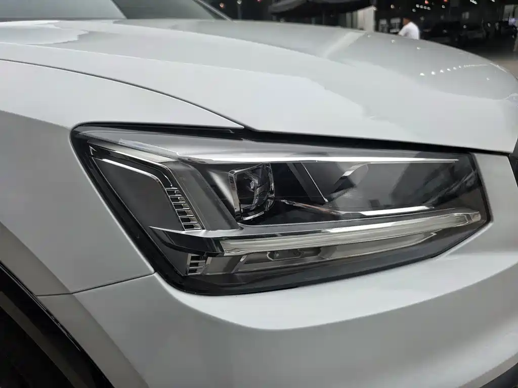 Audi Q2L — миниатюра 22