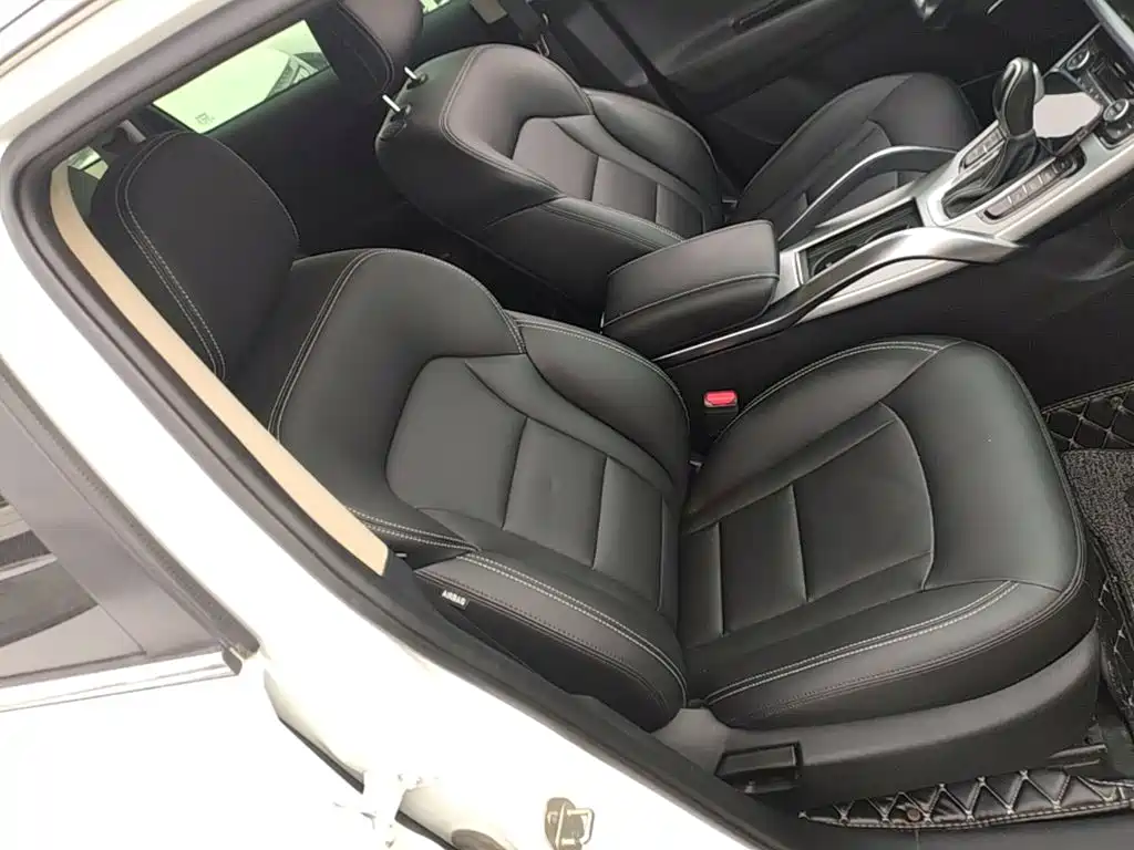 Geely Boyue — миниатюра 25