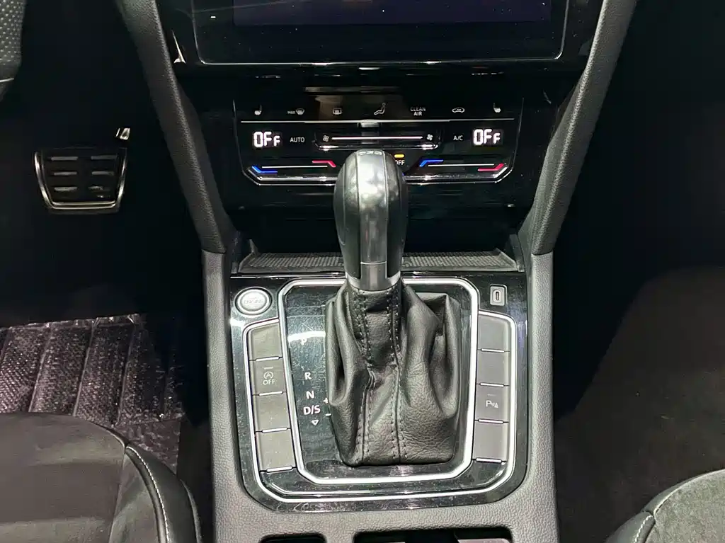 Volkswagen CC — миниатюра 12