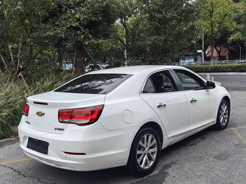 Chevrolet Malibu — миниатюра 2