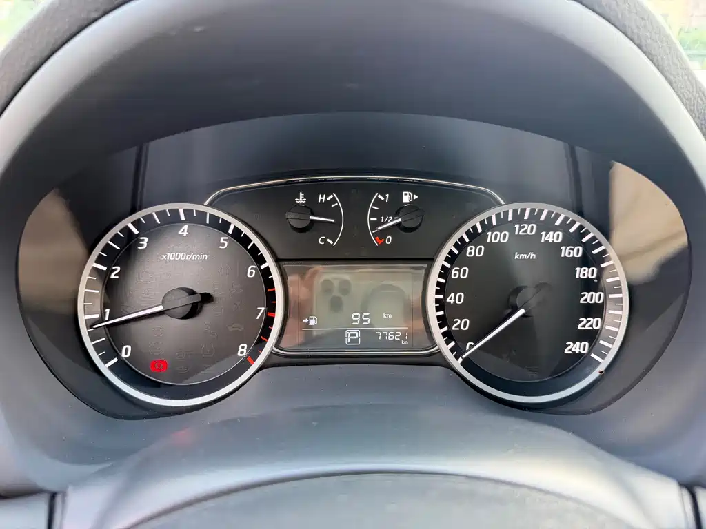 Nissan Sylphy — миниатюра 17
