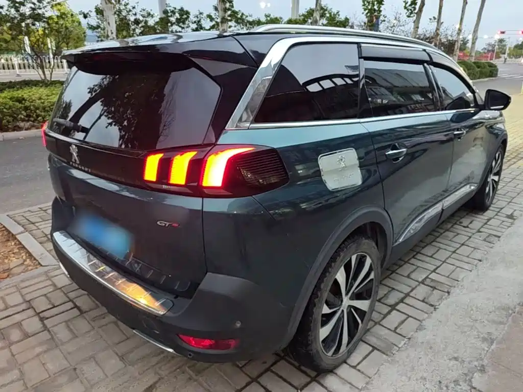 Peugeot 5008 — миниатюра 7