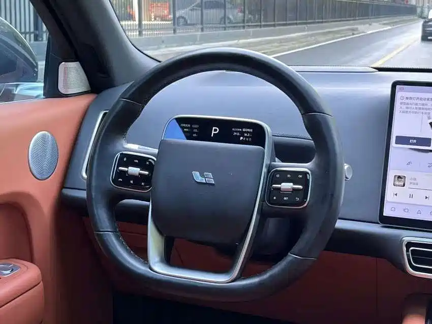Li Auto Li L9 — миниатюра 13