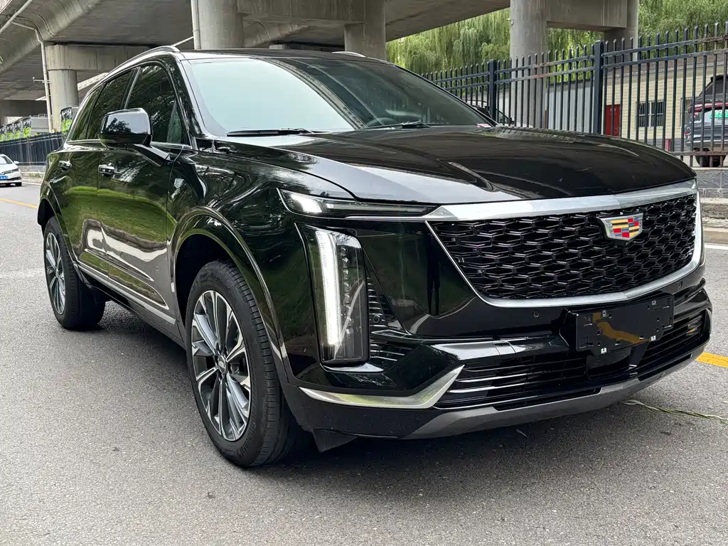 Cadillac XT5 — миниатюра 3