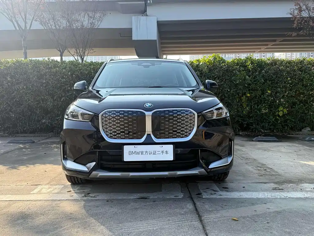 BMW iX1 — миниатюра 2