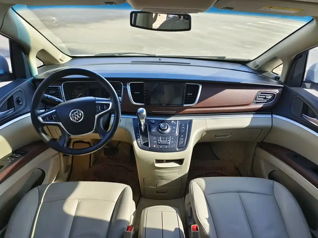 Buick GL8 2018 28T Luxury VI