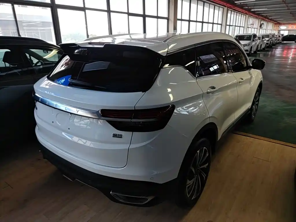 Geely Binyue — миниатюра 7