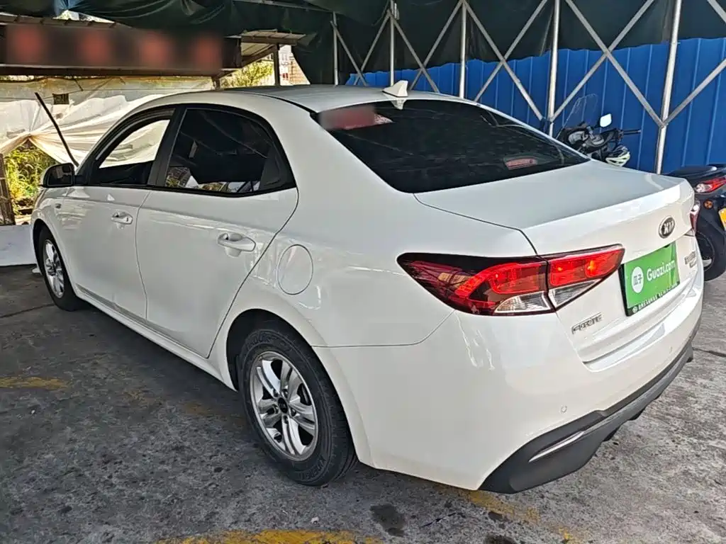 Kia Forte — миниатюра 5