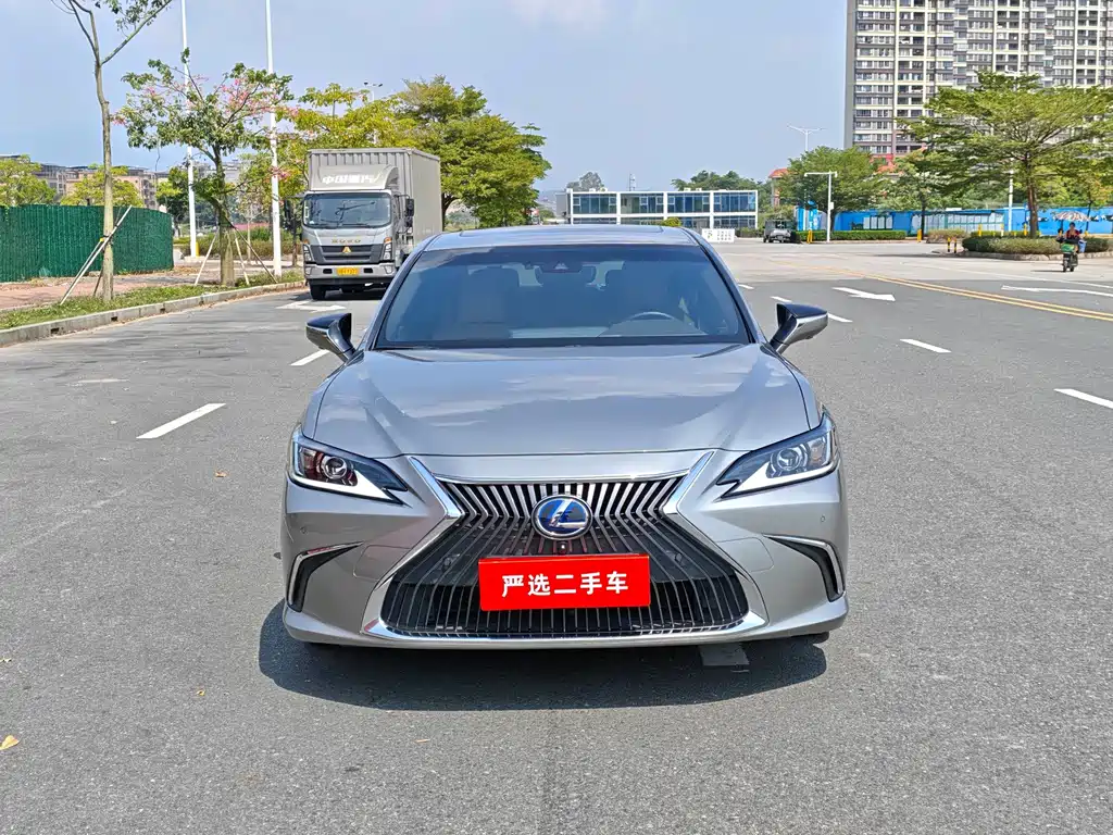 Lexus ES — миниатюра 3