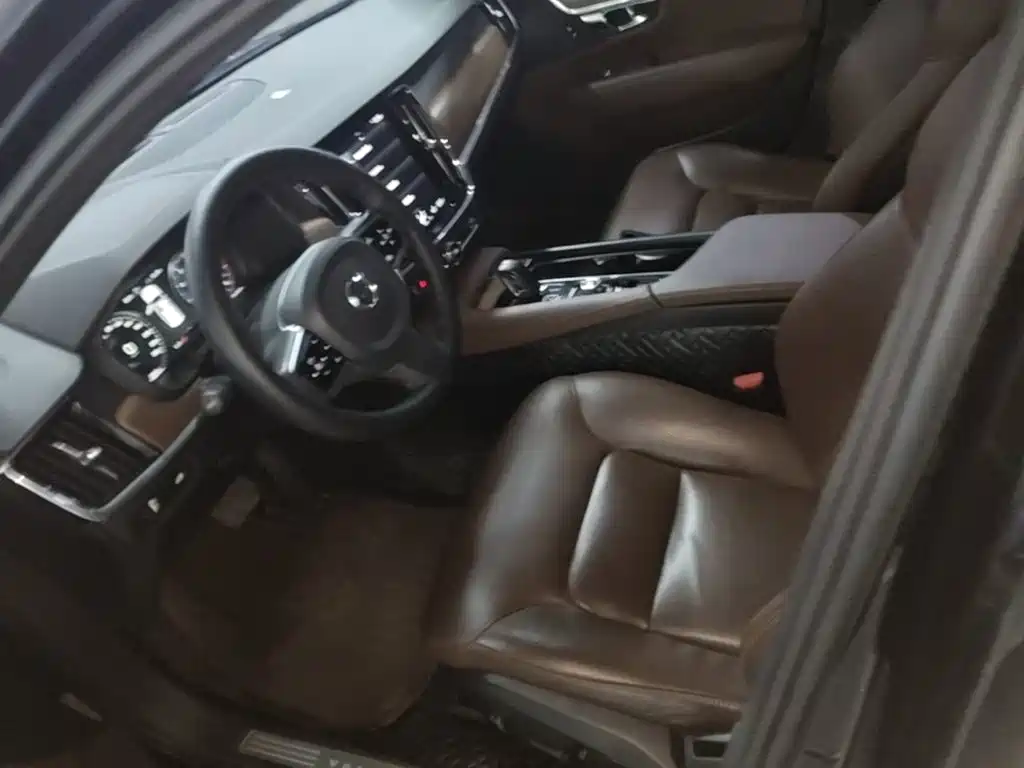 Volvo S90 — миниатюра 15