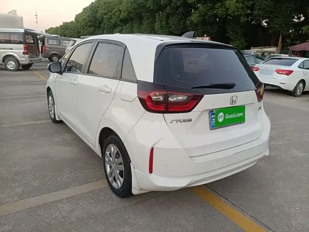 Honda Fit — миниатюра 5