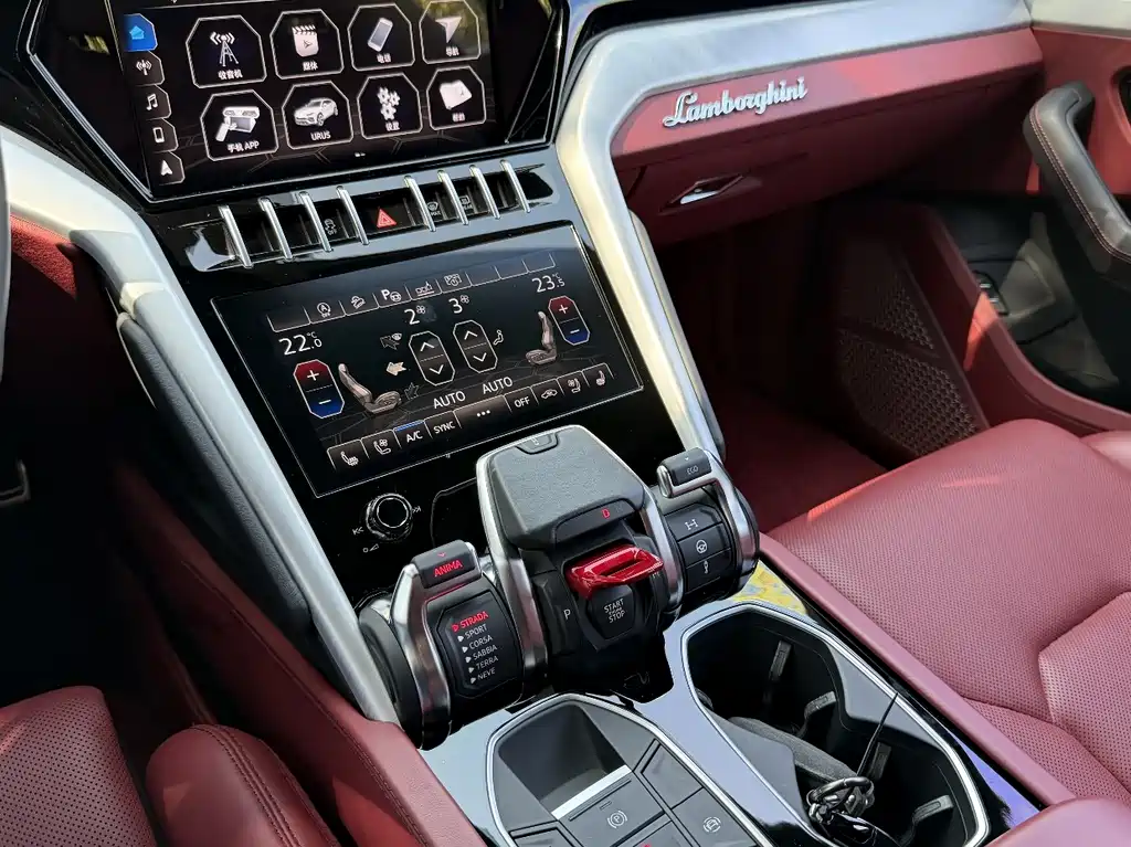 Lamborghini Urus 2018 4.0T V8