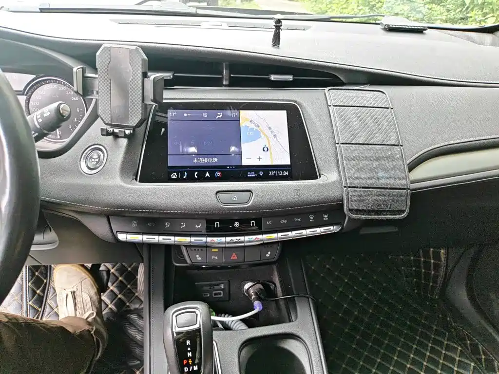 Cadillac XT4 — миниатюра 9