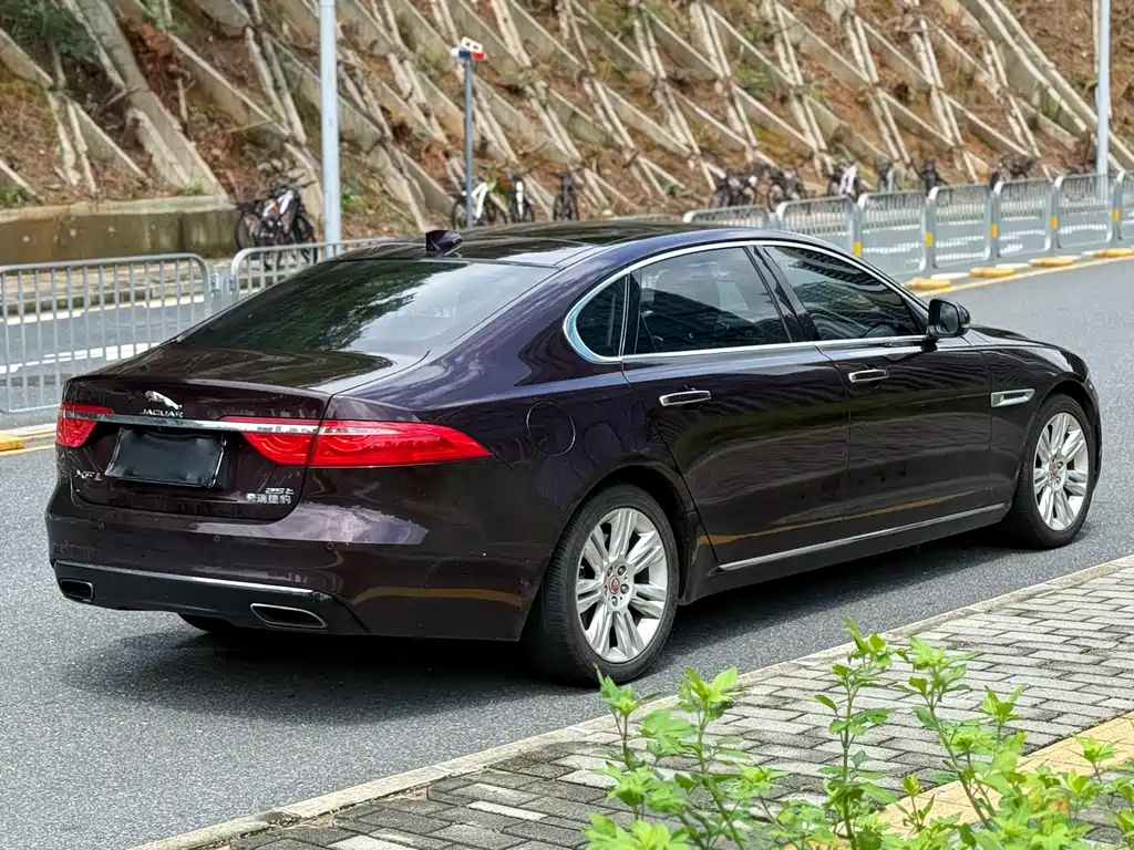 Jaguar XFL 2018 XFL 2.0T 250PS Luxury