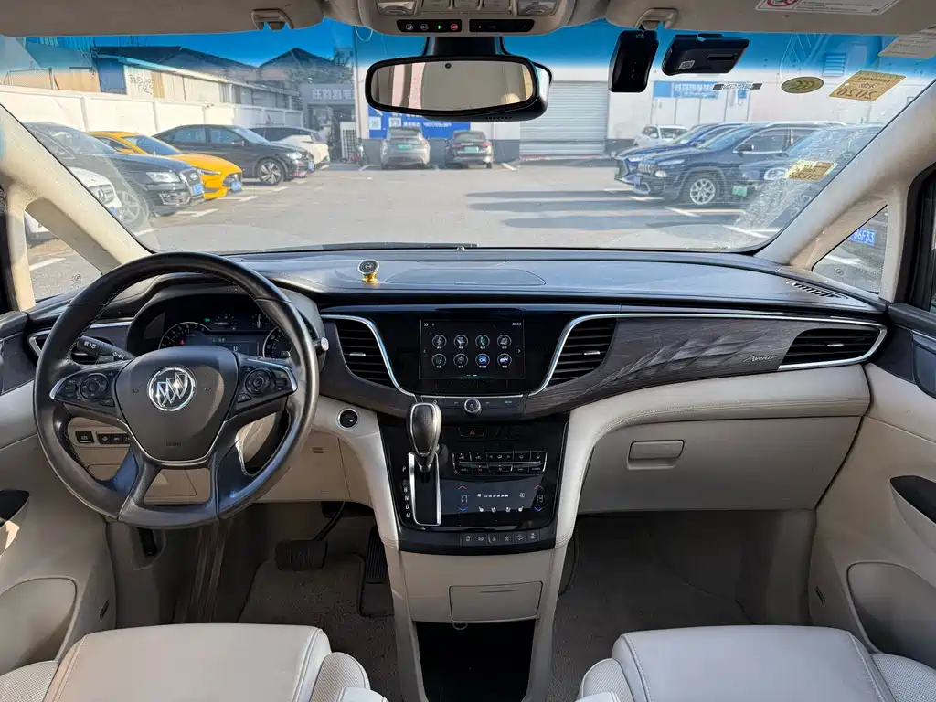 Buick GL8 — миниатюра 11