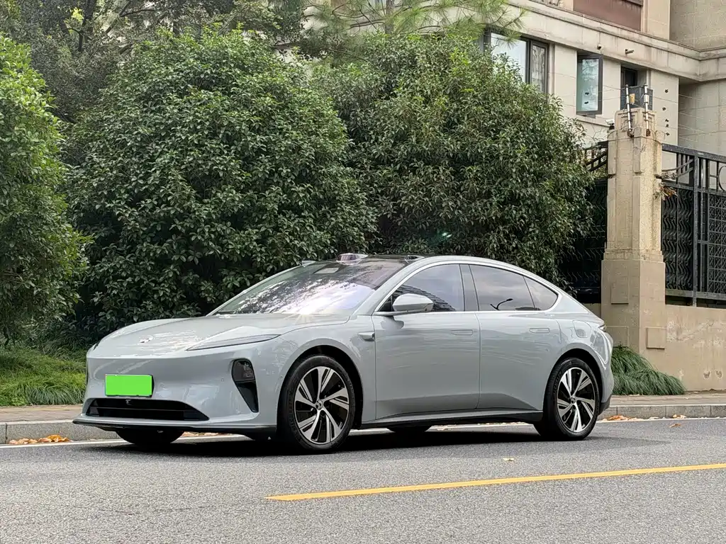 NIO ET5 — миниатюра 2