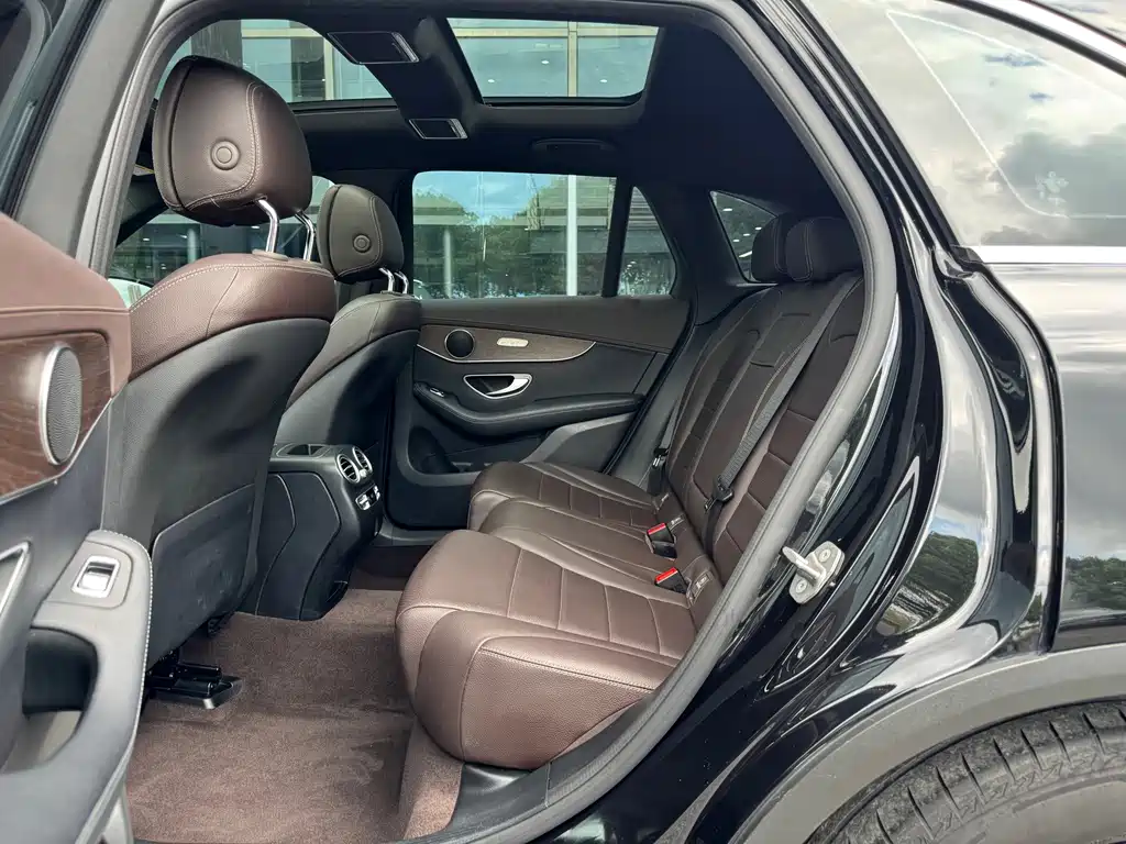 Mercedes-Benz GLC — миниатюра 13