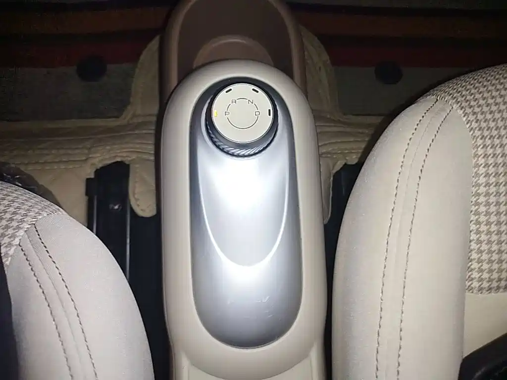 Wuling MINIEV — миниатюра 14