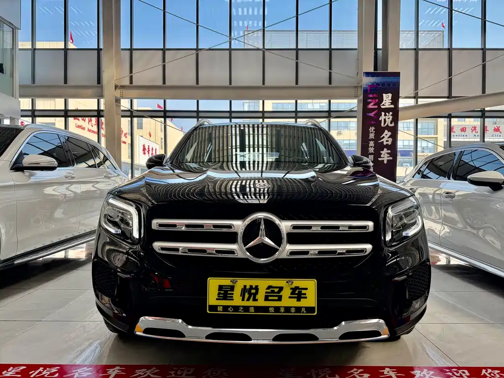 Mercedes-Benz GLB 2021