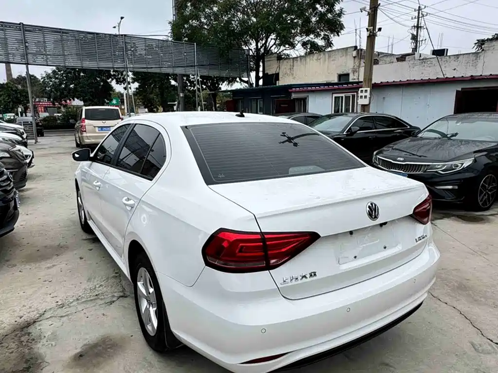 Volkswagen Lavida — миниатюра 12