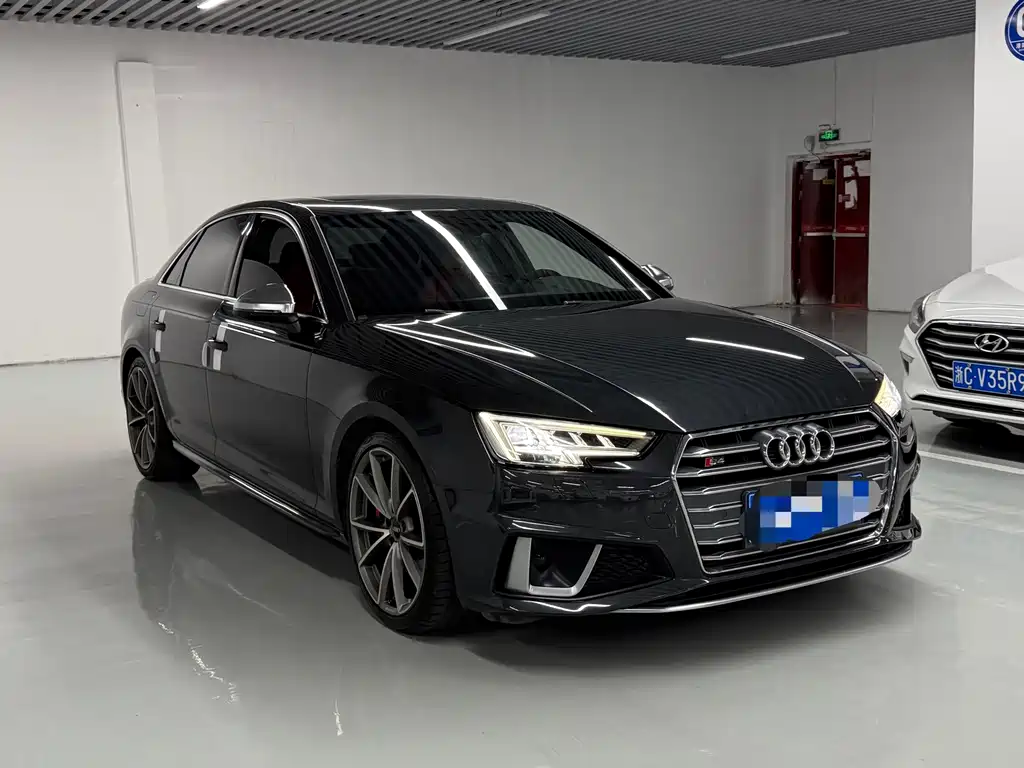 Audi S4 — миниатюра 3