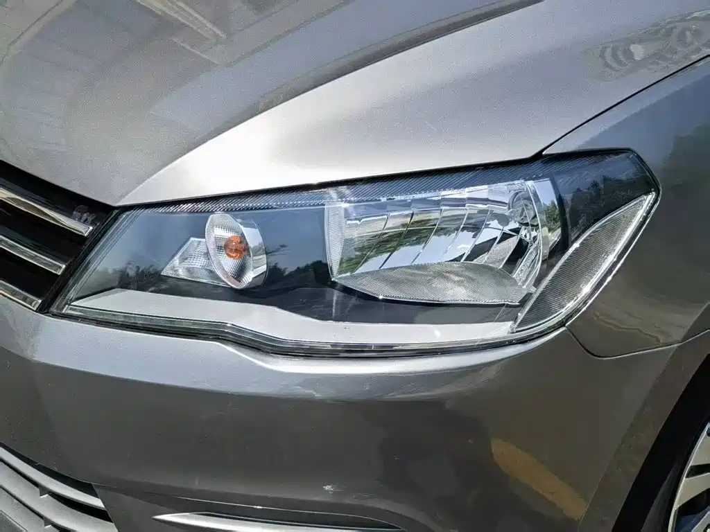 Volkswagen Jetta — миниатюра 24