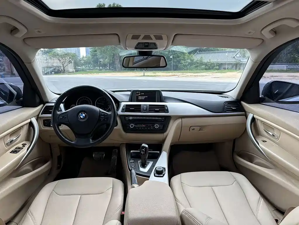 BMW 3 Series — миниатюра 5