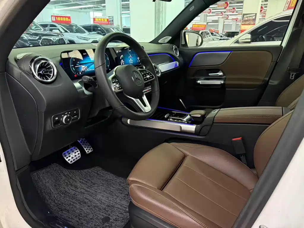 Mercedes-Benz GLB — миниатюра 4