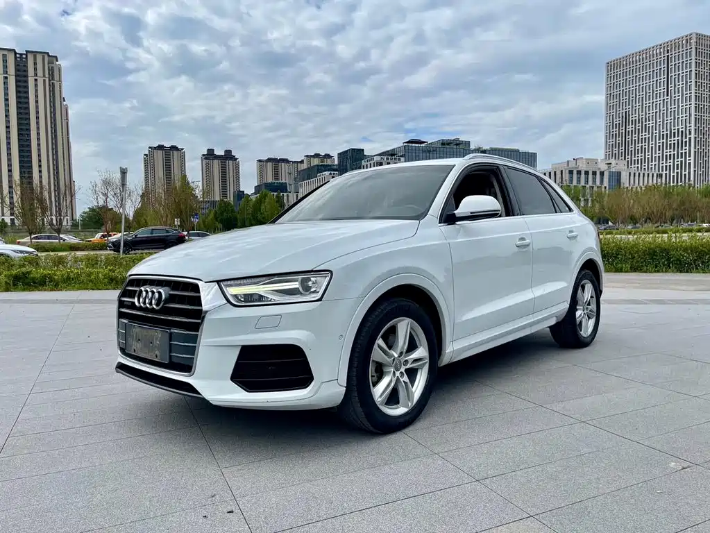 Audi Q3 2016