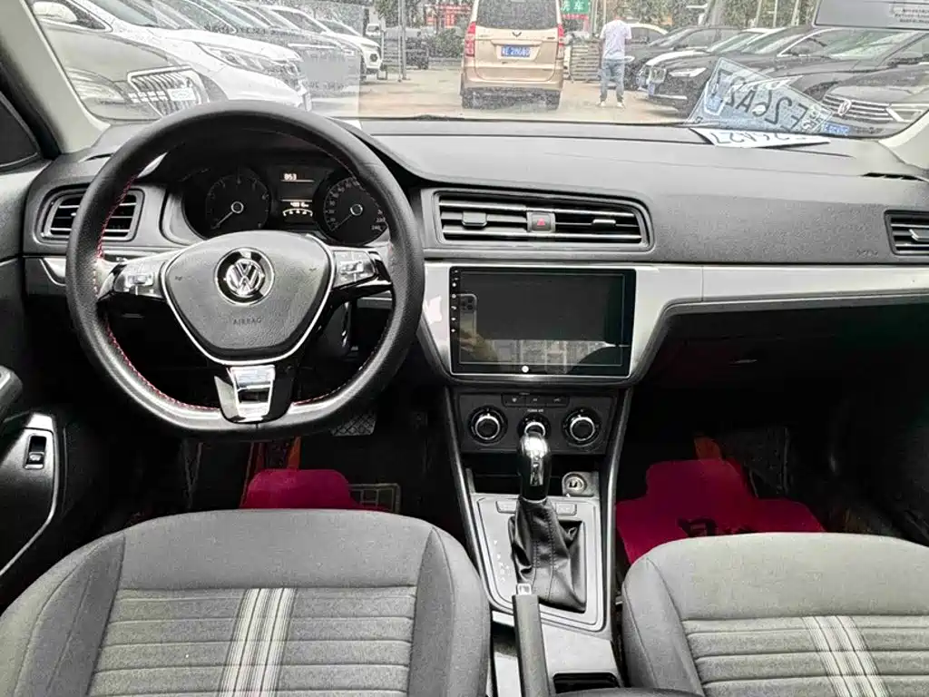 Volkswagen Lavida — миниатюра 18