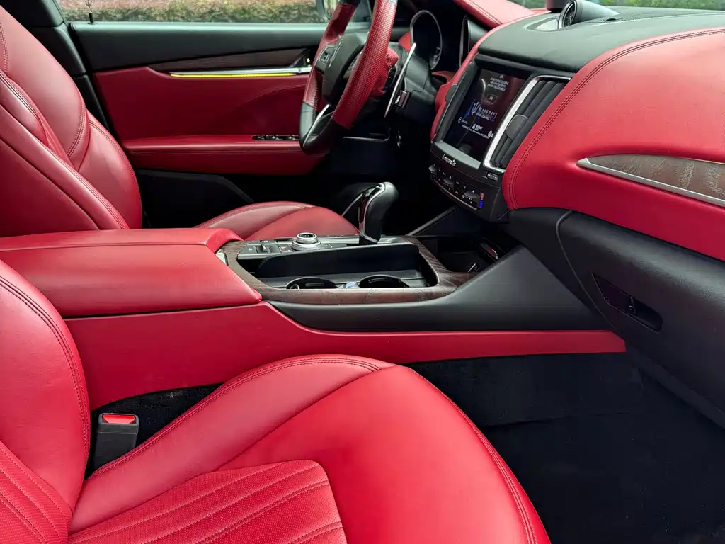 Maserati Levante — миниатюра 8