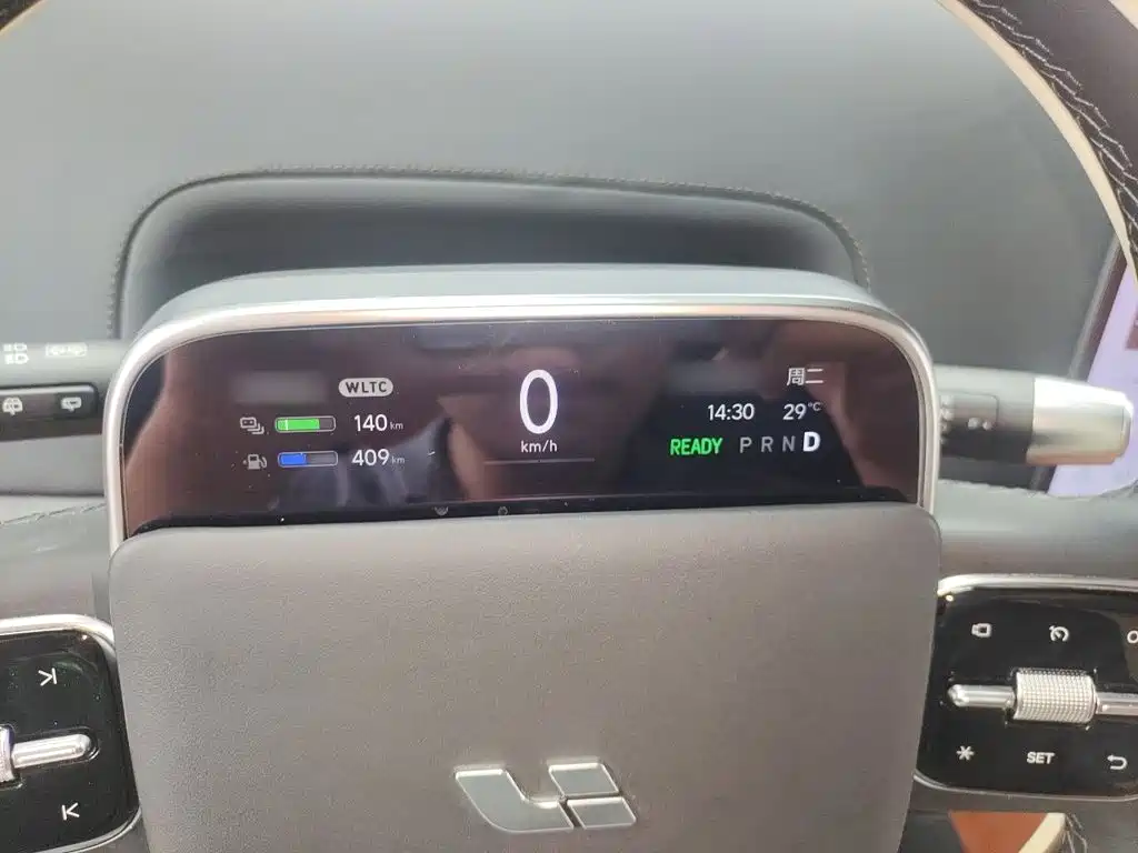 Li Auto Li L9 — миниатюра 4