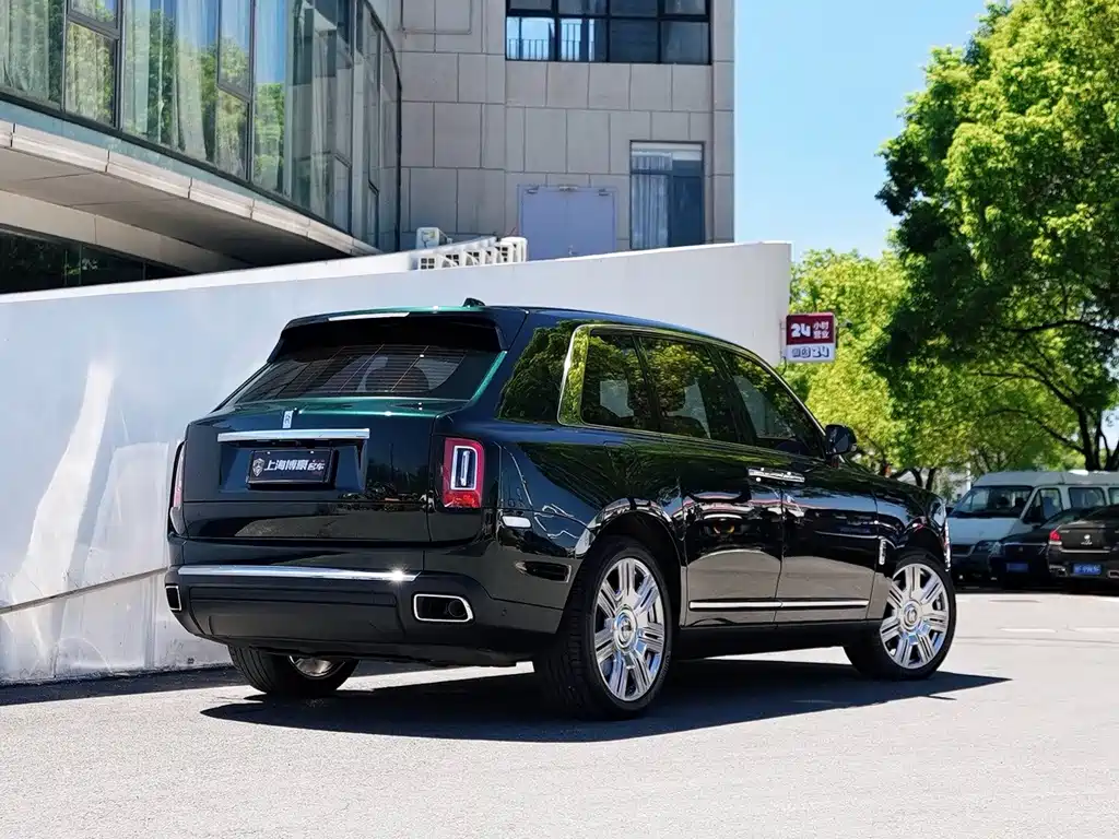 ROLLS-ROYCE CULLINAN