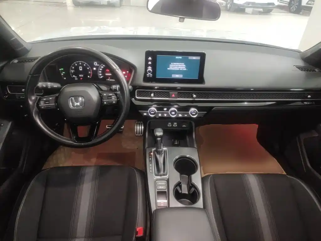 Honda Civic — миниатюра 10