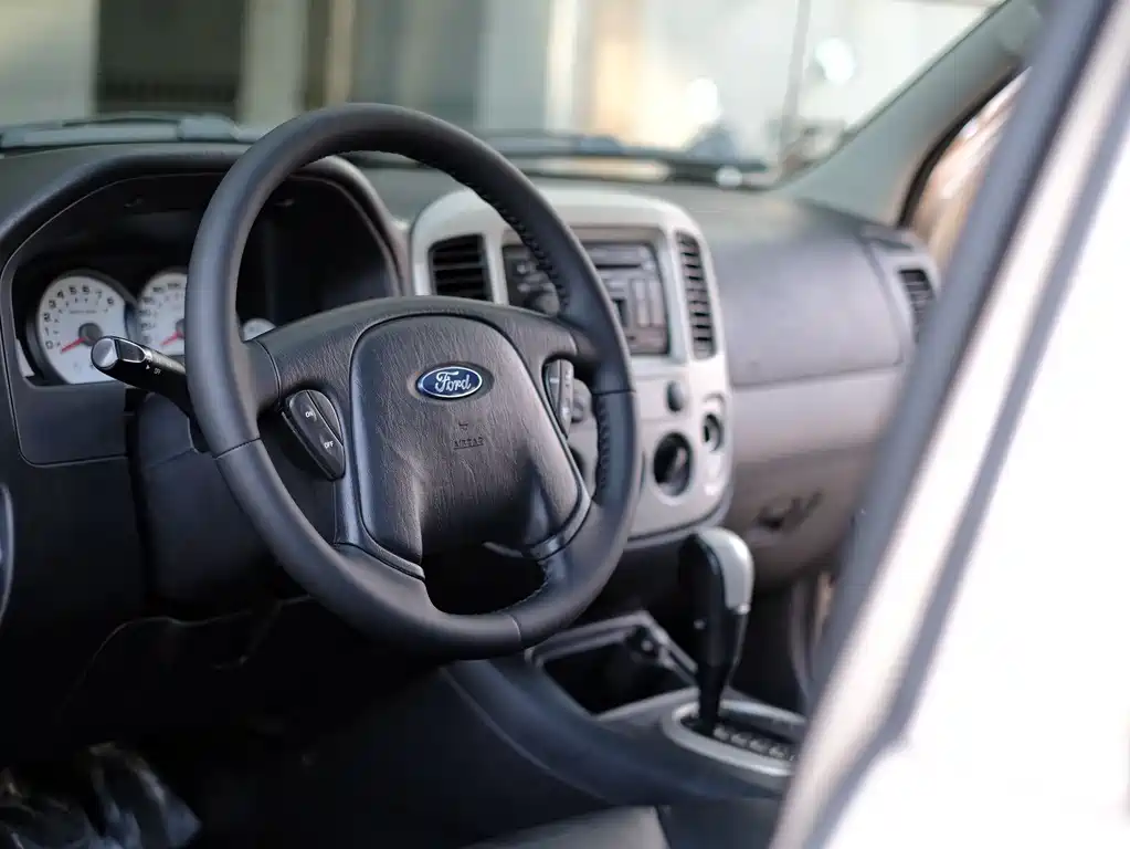 Ford Escape — фотографии объявления, Фото 25